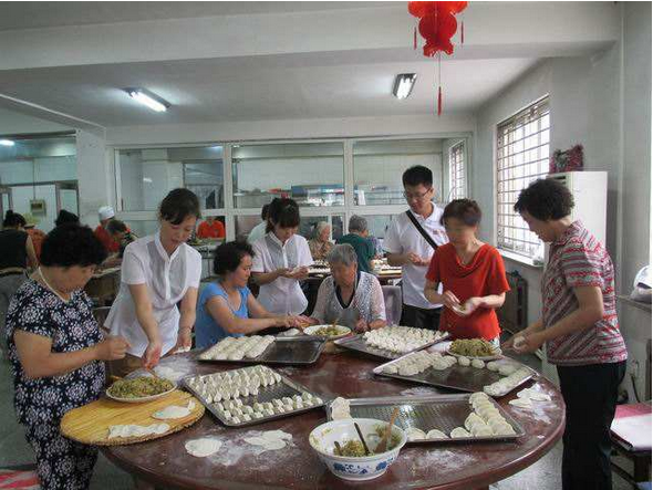 中天恒遠(yuǎn)積極遵守履行社會(huì)職責(zé)—老年公寓獻(xiàn)愛心 中天恒遠(yuǎn)積極遵守履行社會(huì)職責(zé)—老年公寓獻(xiàn)愛心