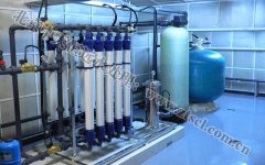 水處理設(shè)備日常維護(hù)注意事項(xiàng)有以下幾點(diǎn) 水處理設(shè)備日常維護(hù)注意事項(xiàng)有以下幾點(diǎn)