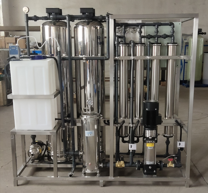 反滲透設(shè)備 反滲透設(shè)備